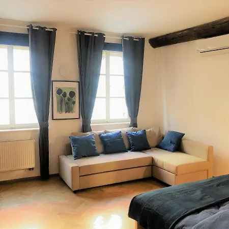 Fantom 4* Prag
