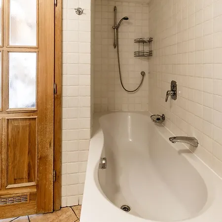 Fantom Aparthotel 4*